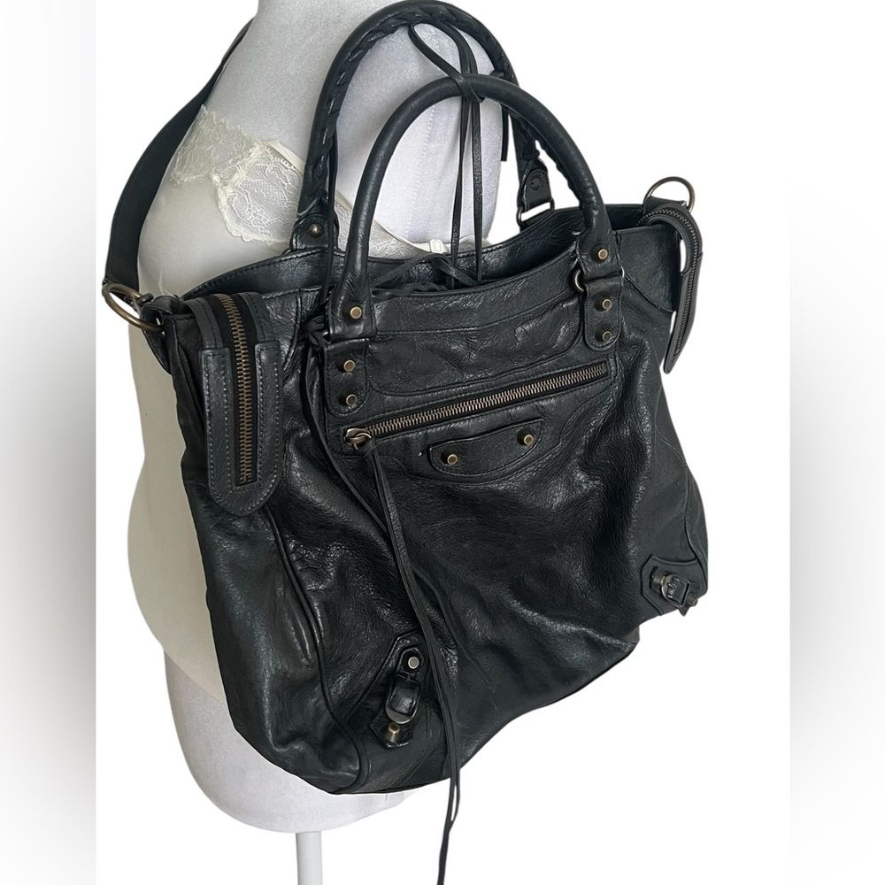 Balenciaga VELO 2012 Nicolas Ghesquière Crossbody Bag with classic hardware